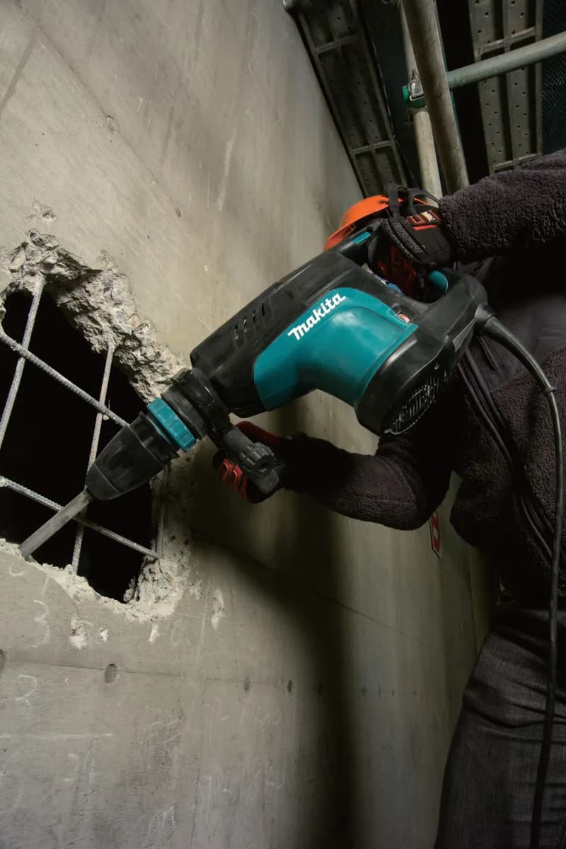 Makita HM1203C Elektropnömatik Kırıcı thumbnail 2