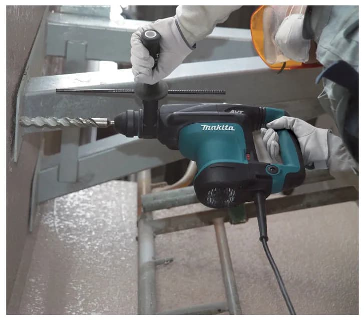 Makita HR3210C Elektropnömatik Delici Kırıcı thumbnail 2