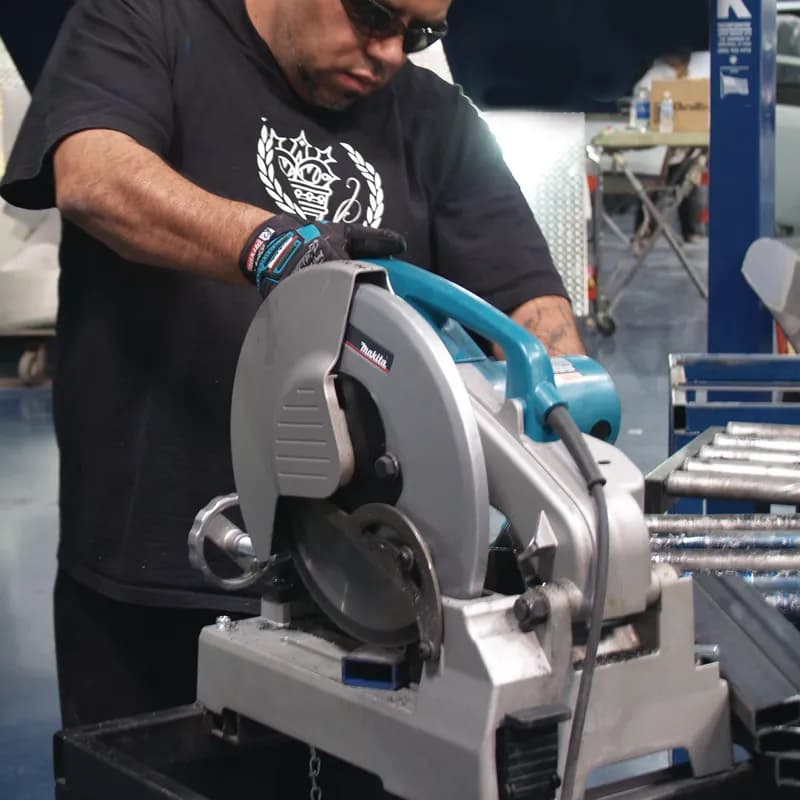Makita LC1230N Elmas Testereli Metal Kesme Makinası thumbnail 2