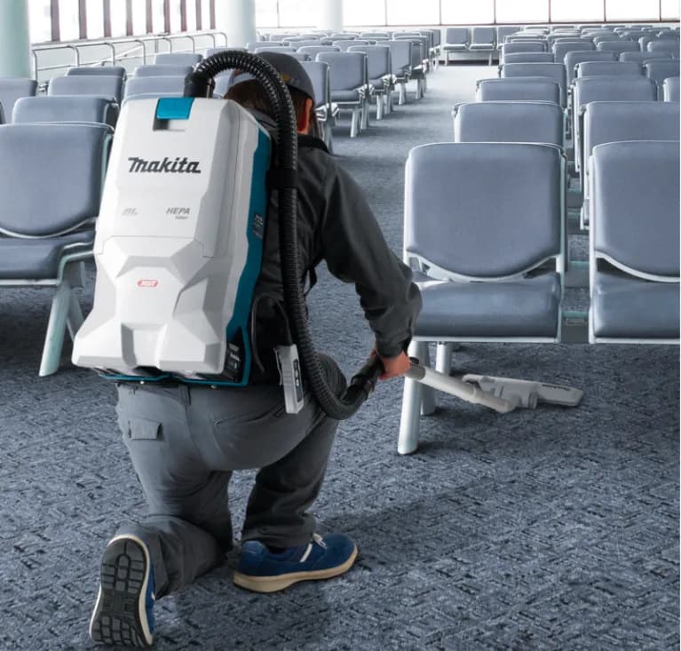 Makita VC011G Akülü Sırt Süpürgesi